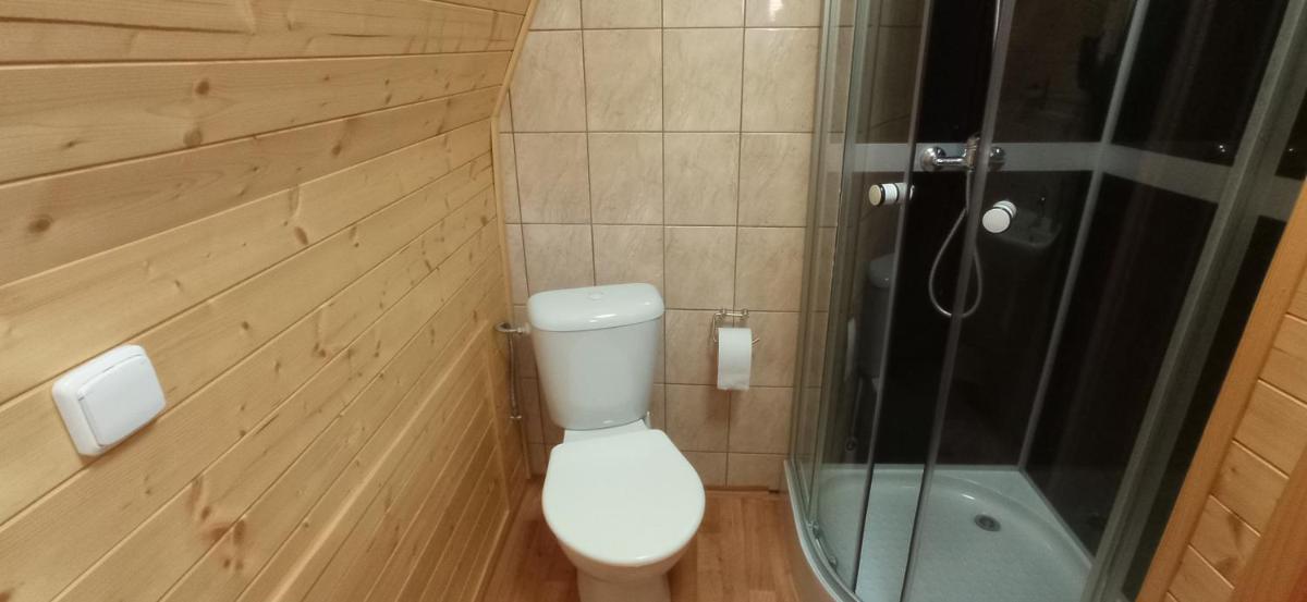 Chatky Sázava - Housity