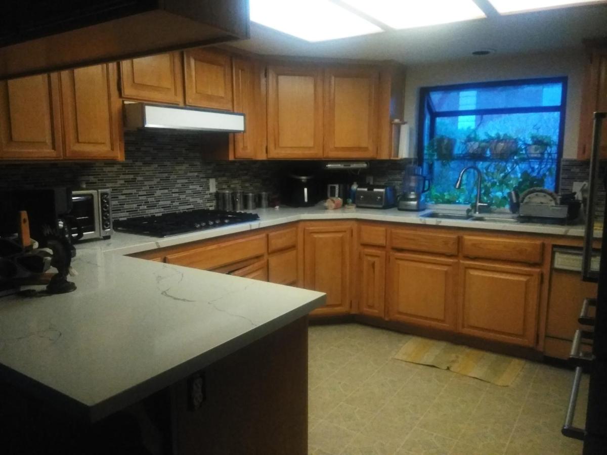Charming/Comfortable rooms - Housity
