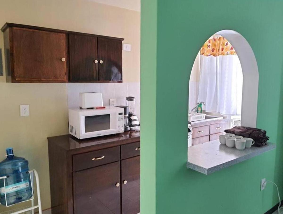 CASA RECIEN REMODELADA TODO NUEVO CENTRICA - Housity
