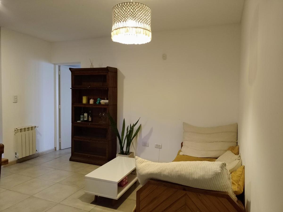 Suitetrails - Apartamento y cochera corazón de Mendoza