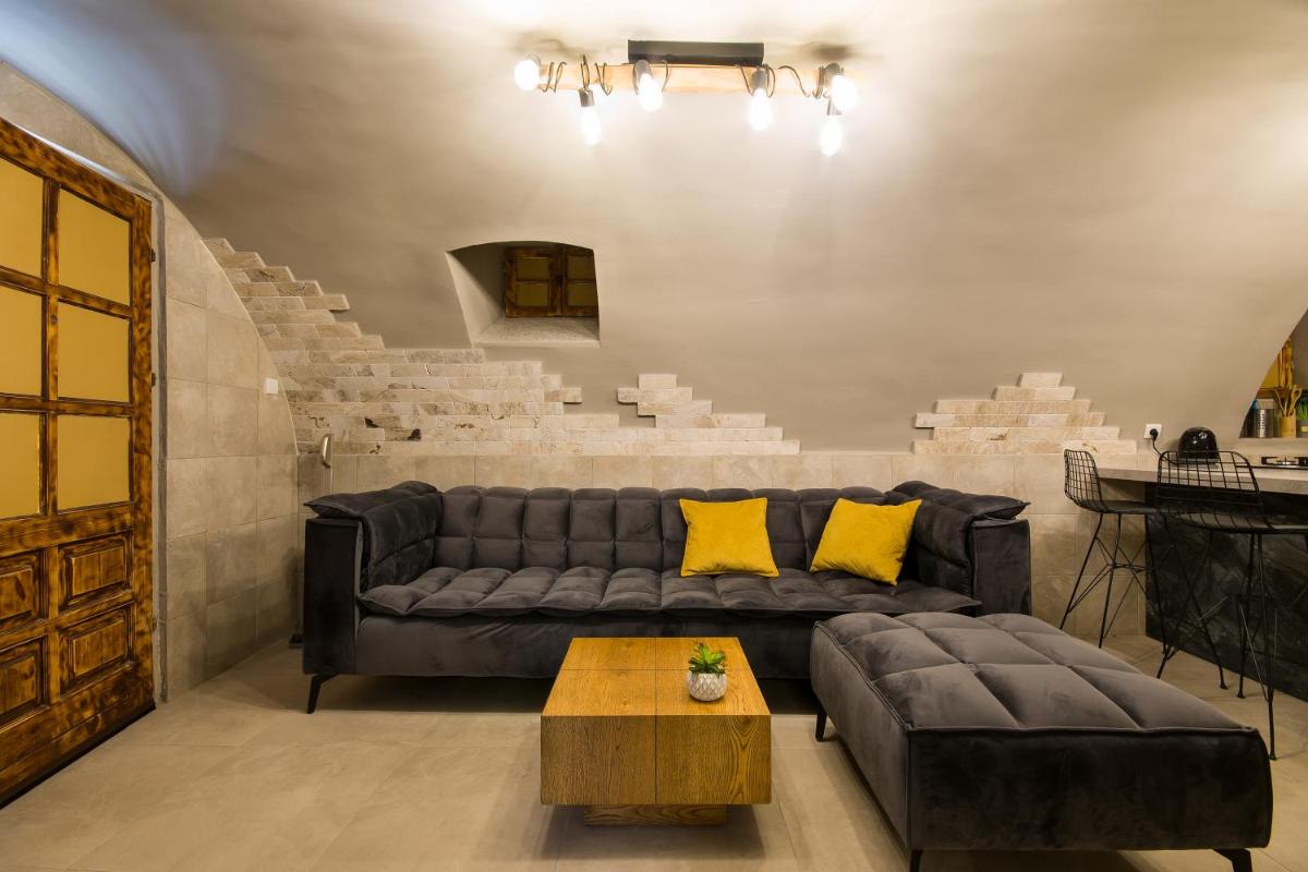 Garden Suite & near The Baha'i Gardens - Housity