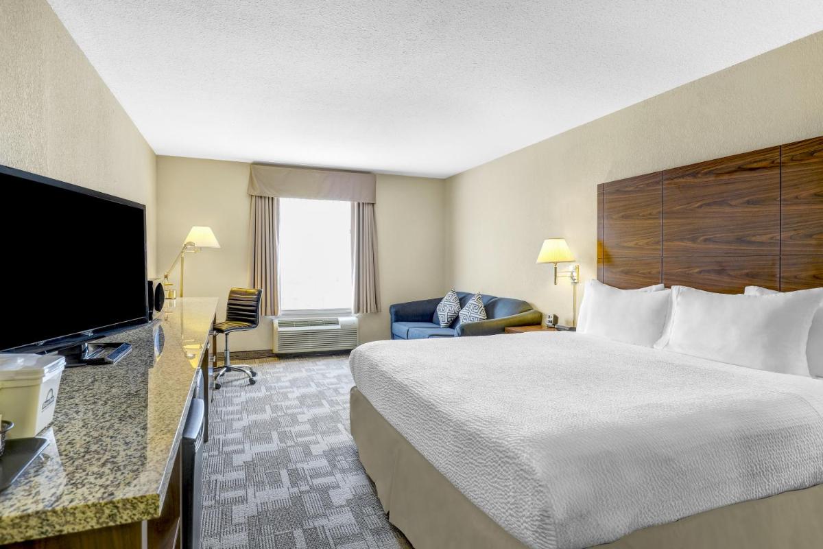 Days Inn by Wyndham Red Deer - Housity