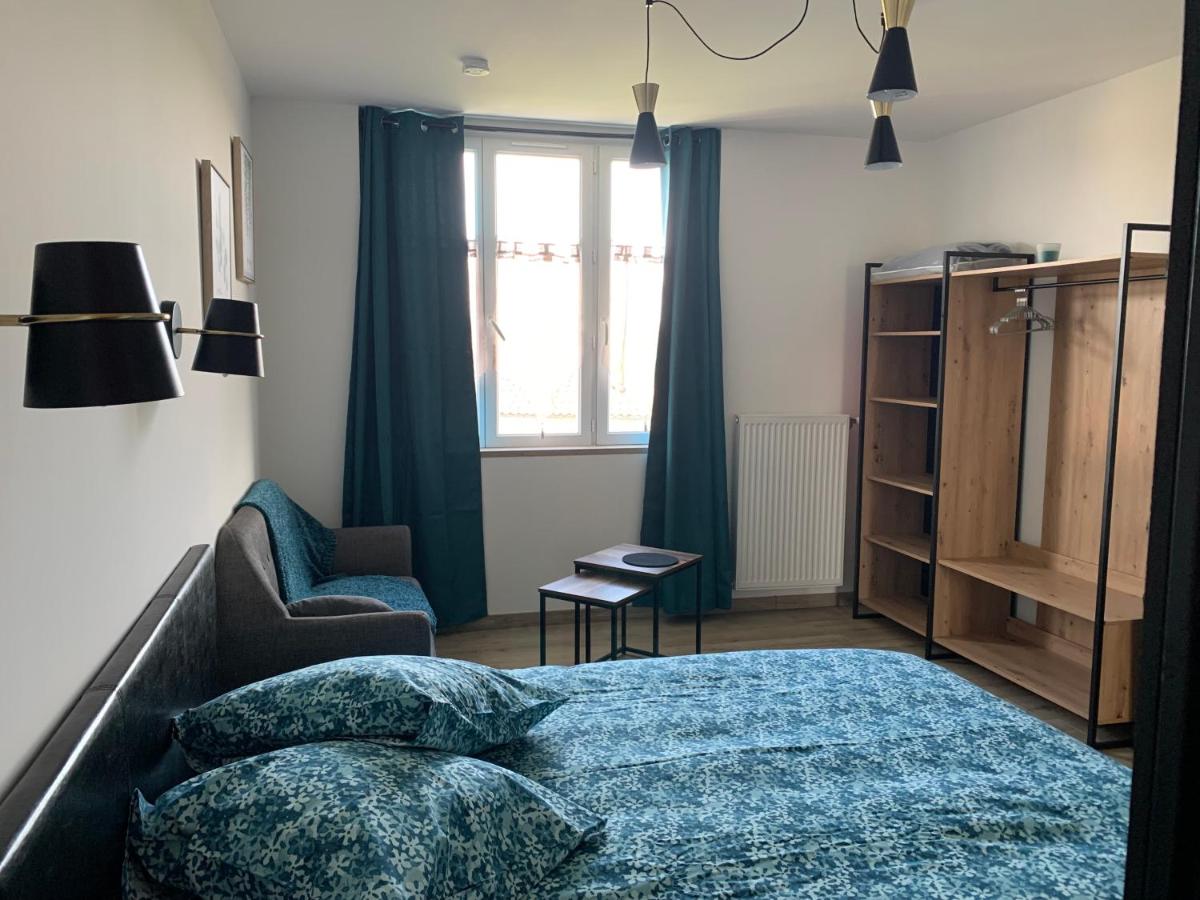 Gite les Combes Bellevue à Etrez, Appartement à la campagne - Housity