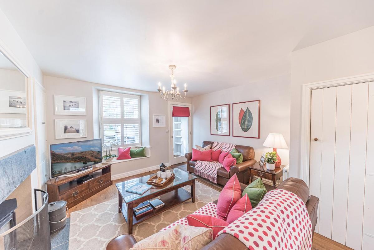 Poppy's Cottage - Housity