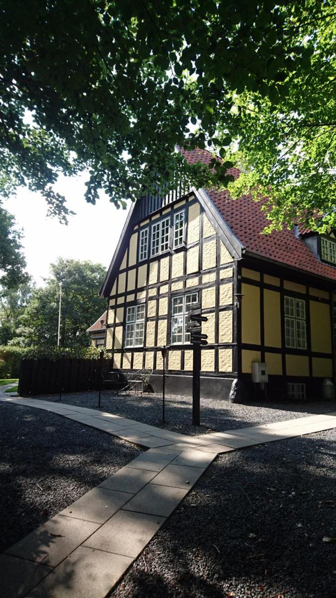 Hotel Egeskoven - Housity