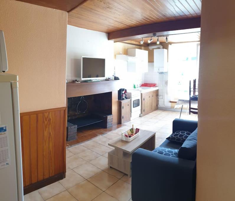 Appartement plein sud au RdC avec terrasse et parking - Housity