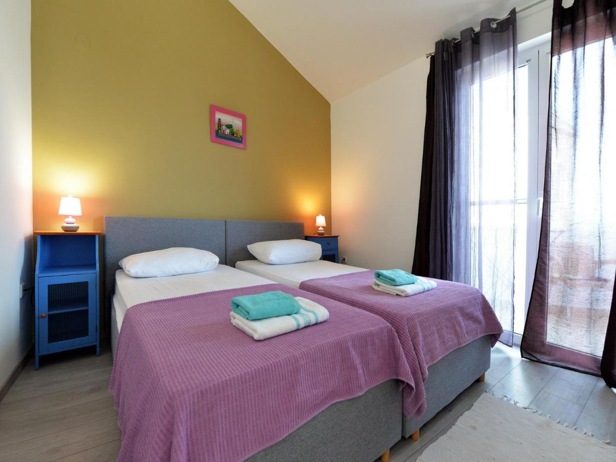 Apartments Helena - Housity