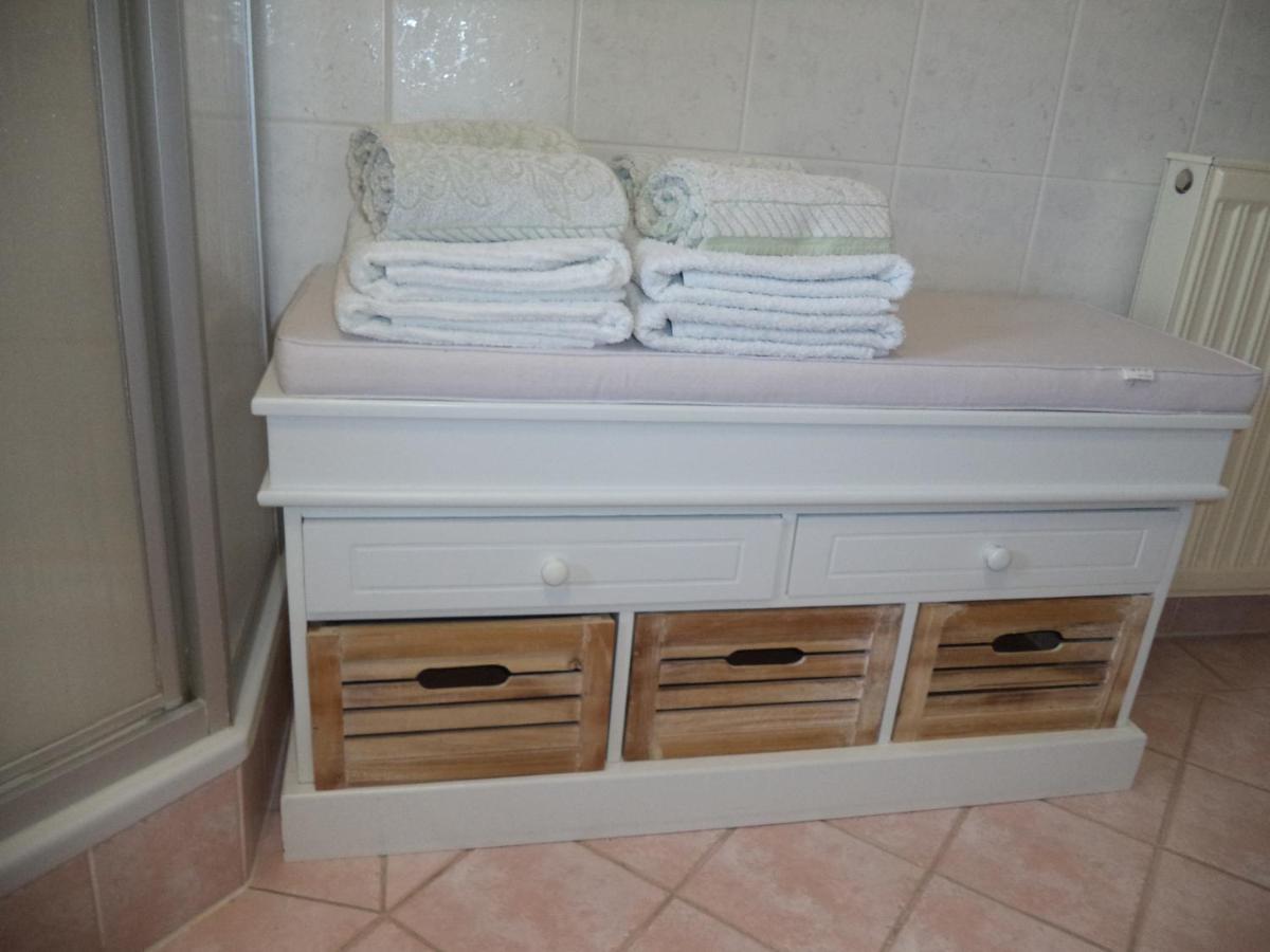 Ferienwohnung Kunterbunt - Housity