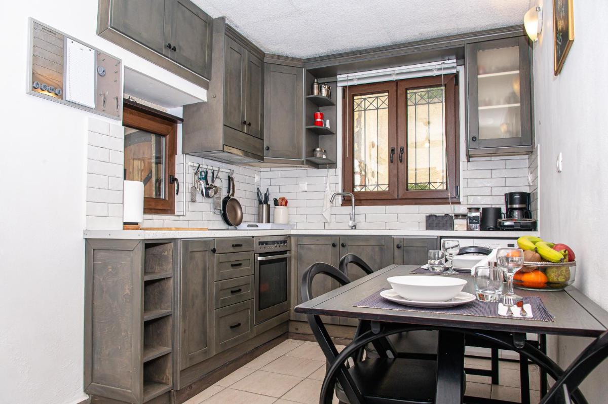 Pezoulia Traditional Maisonette In Archanes - Housity