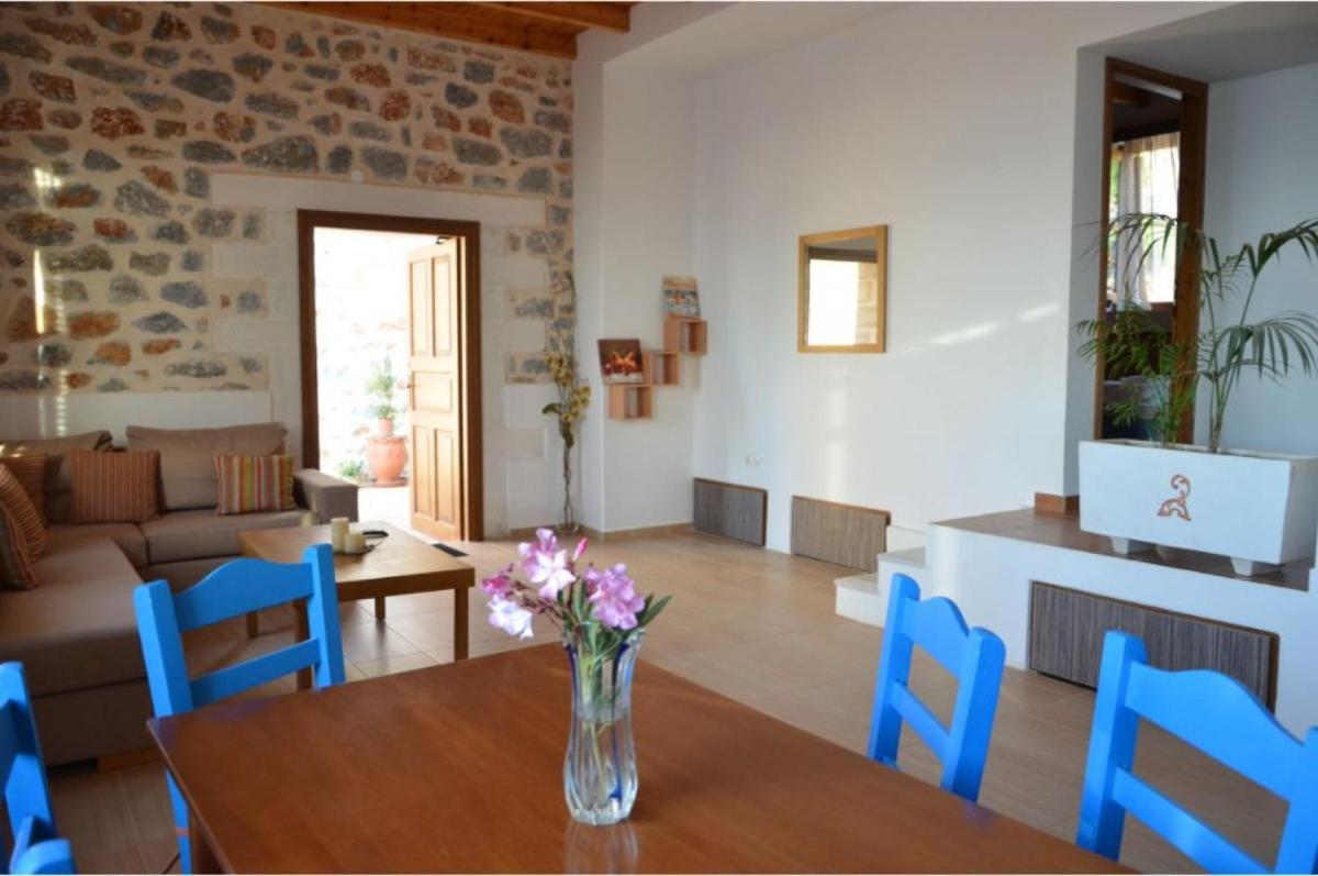 Stone Villa I in Petres - Housity