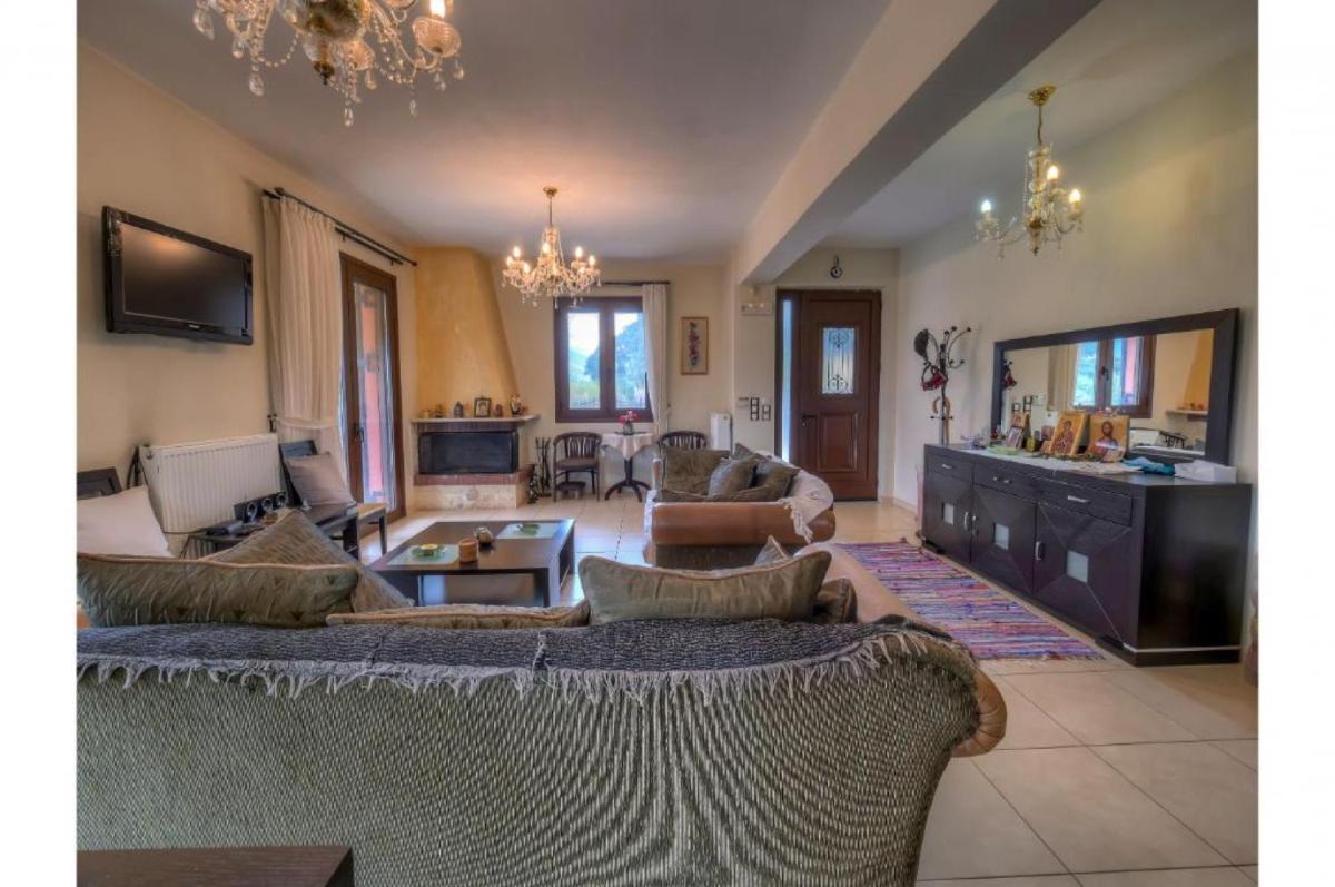 Amazing Villa Amare with stunning views - Housity