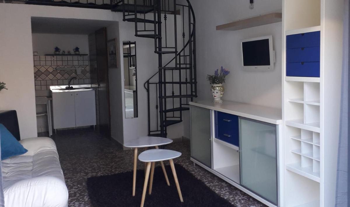 Monolocale quattro posti - Housity