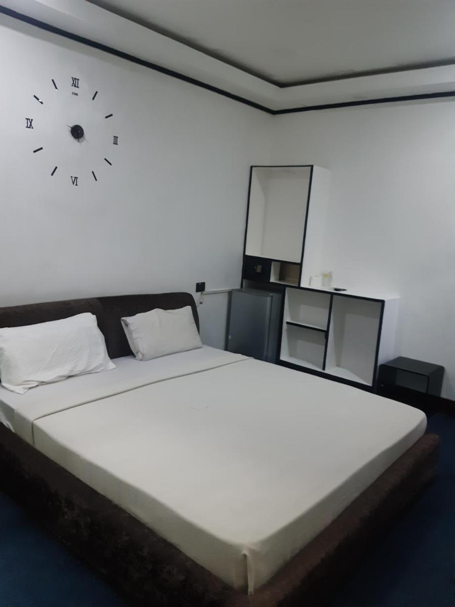 999 Hotel - Hizvo