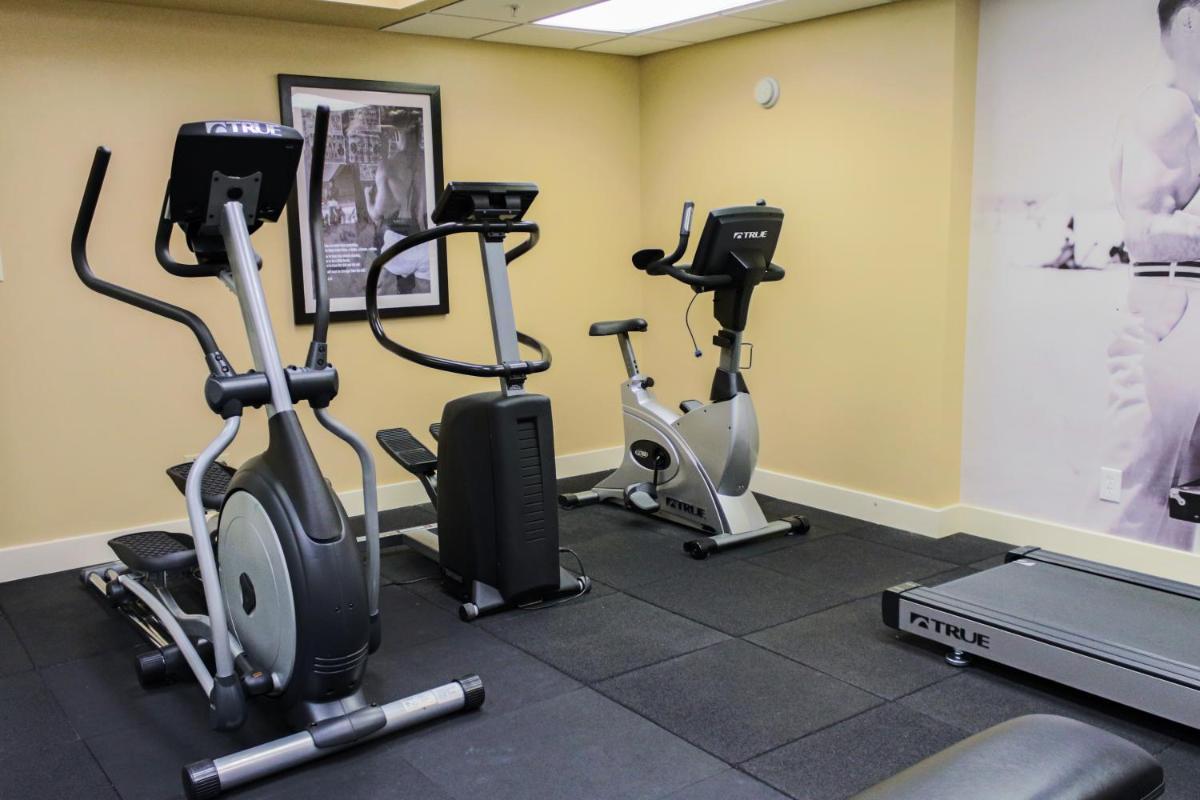 Artmore Hotel - Housity