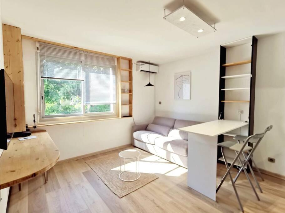 LE SAPHIR - Studio proche CHU - Housity