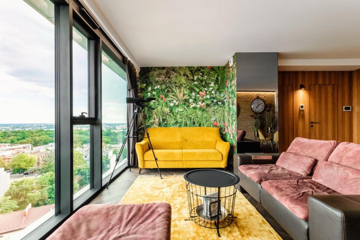 UNIA SUITES - Apartament z basenem i widokiem na centrum Lublina - Housity