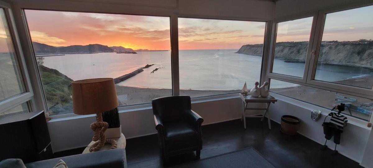 Sunset View Apartament - Housity