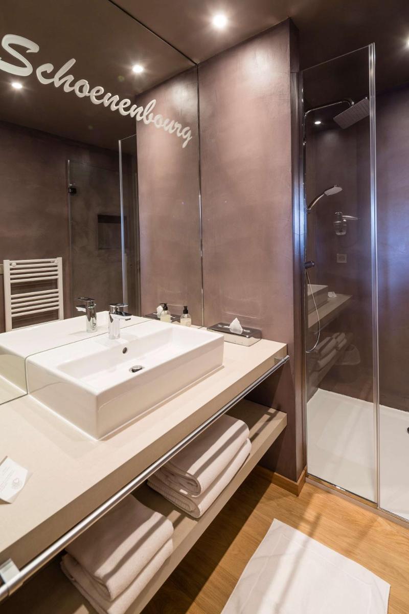 Salle de bains dans l'établissement Best Western Plus Hotel & SPA Le Schoenenbourg