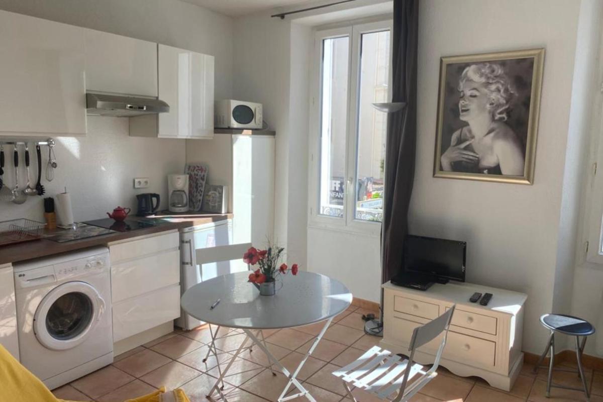 Studio 2 steps from the city center Beachs and the Palais LIVE IN CANNES - Housity
