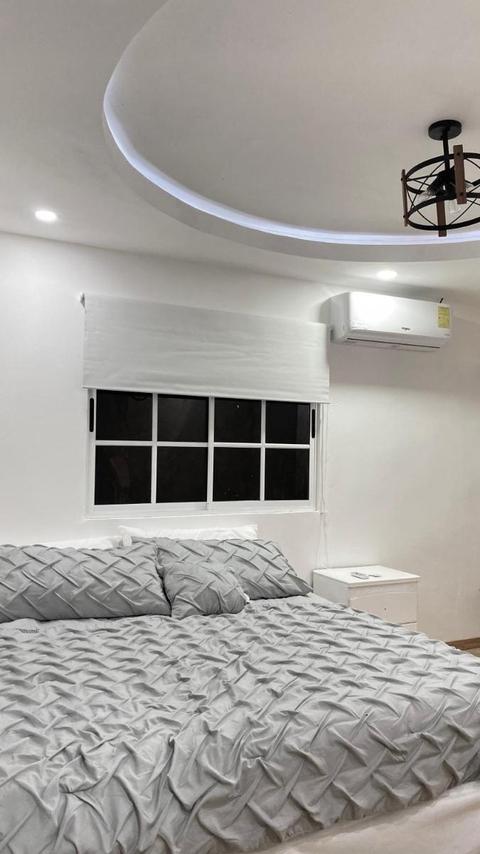 Suitetrails - Deluxe Beach Apartment