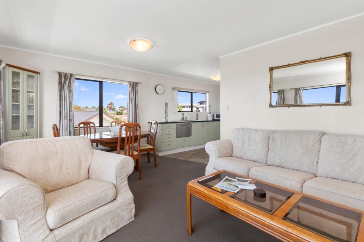 Suitetrails - Snells Seaside Bach - Snells Beach Holiday Home