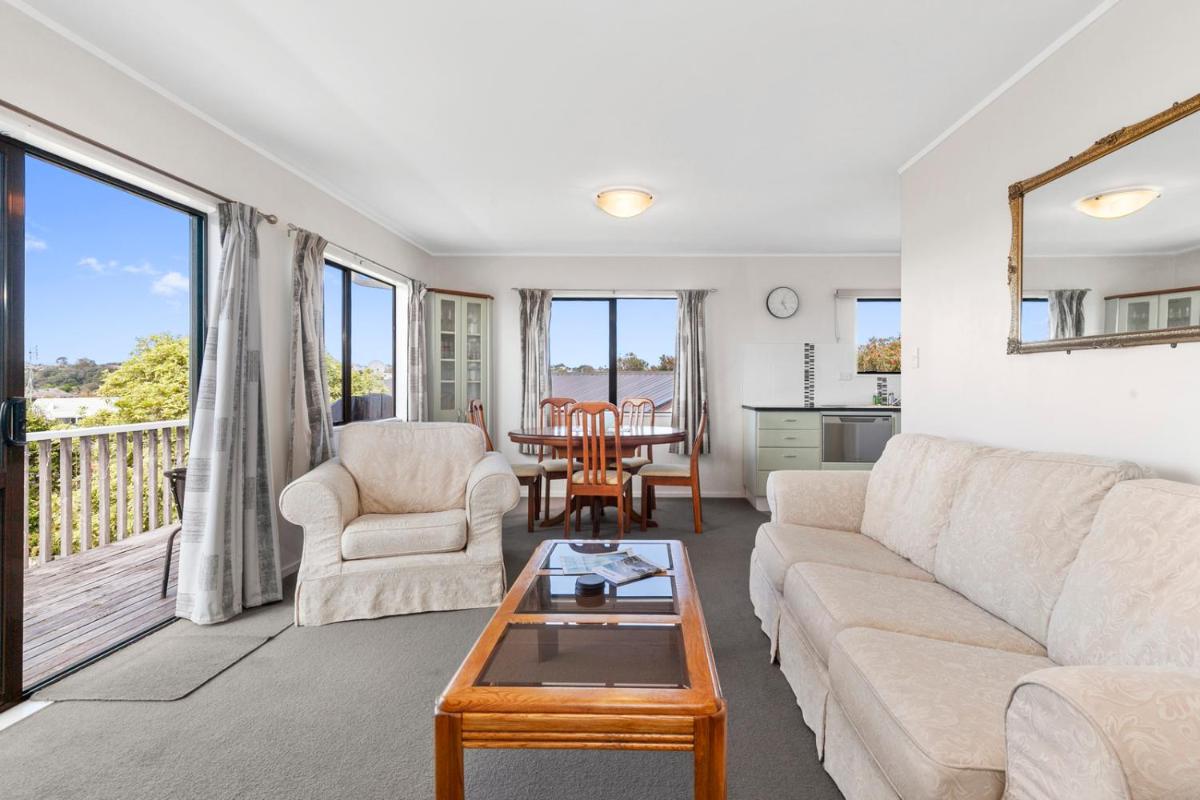 Suitetrails - Snells Seaside Bach - Snells Beach Holiday Home
