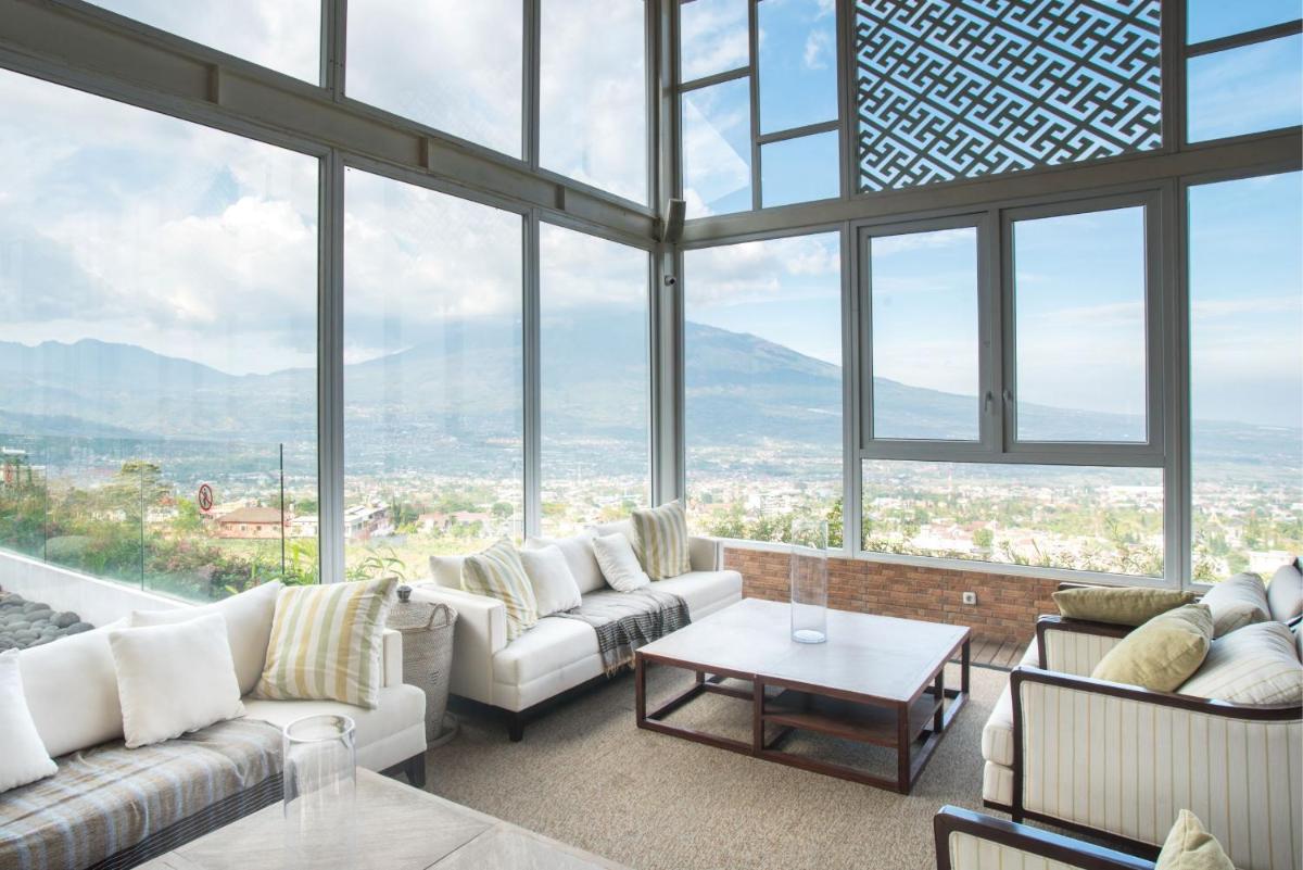 Suitetrails - Amartahills Hotel and Resort