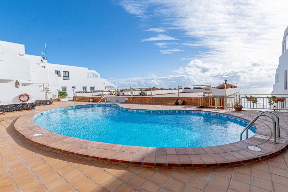 Riviera Apartment Near The Beach by Dream Homes Tenerife - Housity