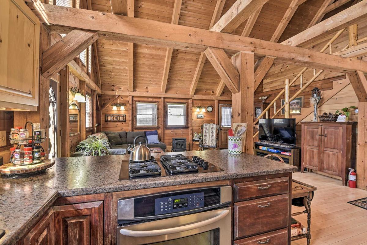 West Danville Cabin Day Trip to Stowe Mtn! - Housity