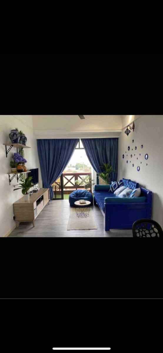 Suitetrails - Century Mahkota Apartments