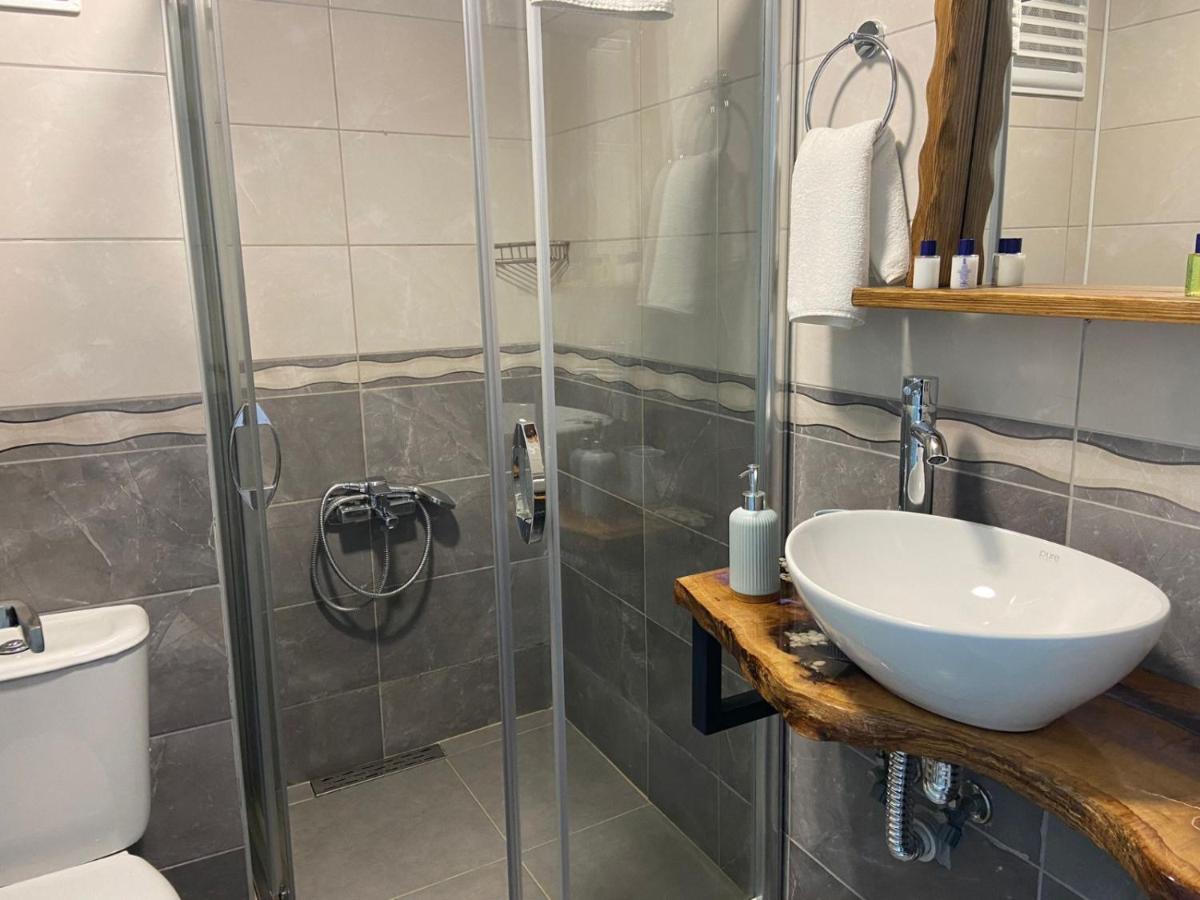 Azra Apart & Otel - Housity