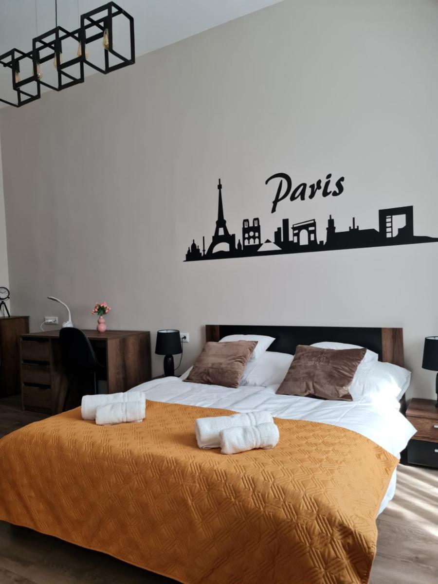 StationApartments - Housity
