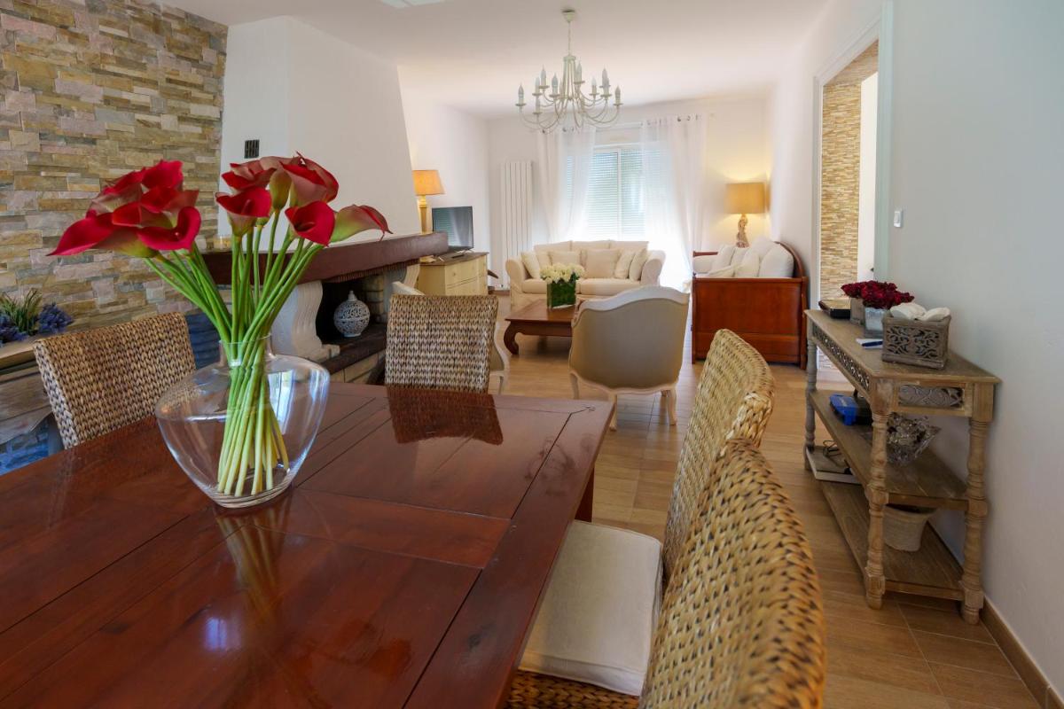 Villa Roma - Housity