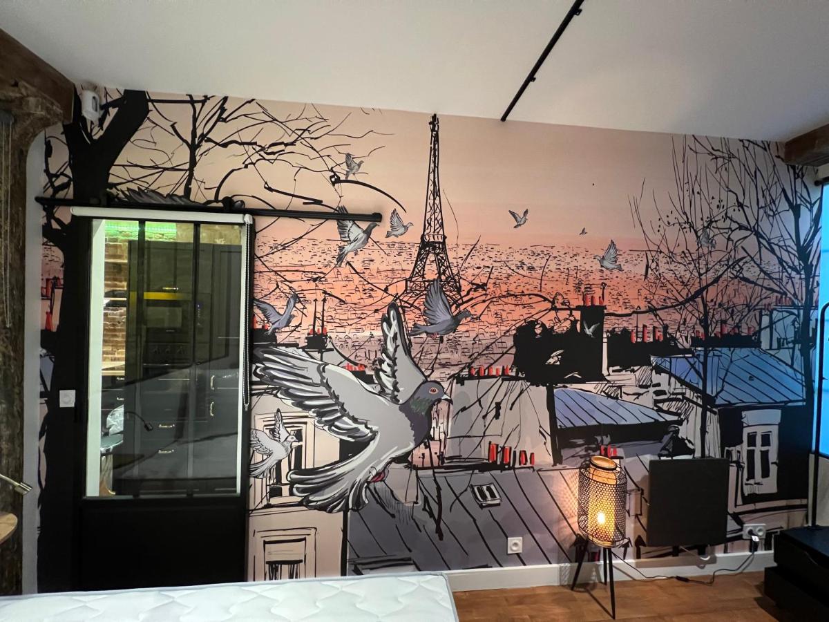 GOOD VIBES Luxurious Loft in Paris 11th, with AC & table football - Housity