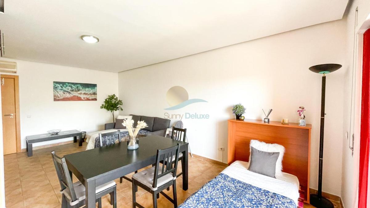 Sol da Rocha Studio by Sunny Deluxe - Housity