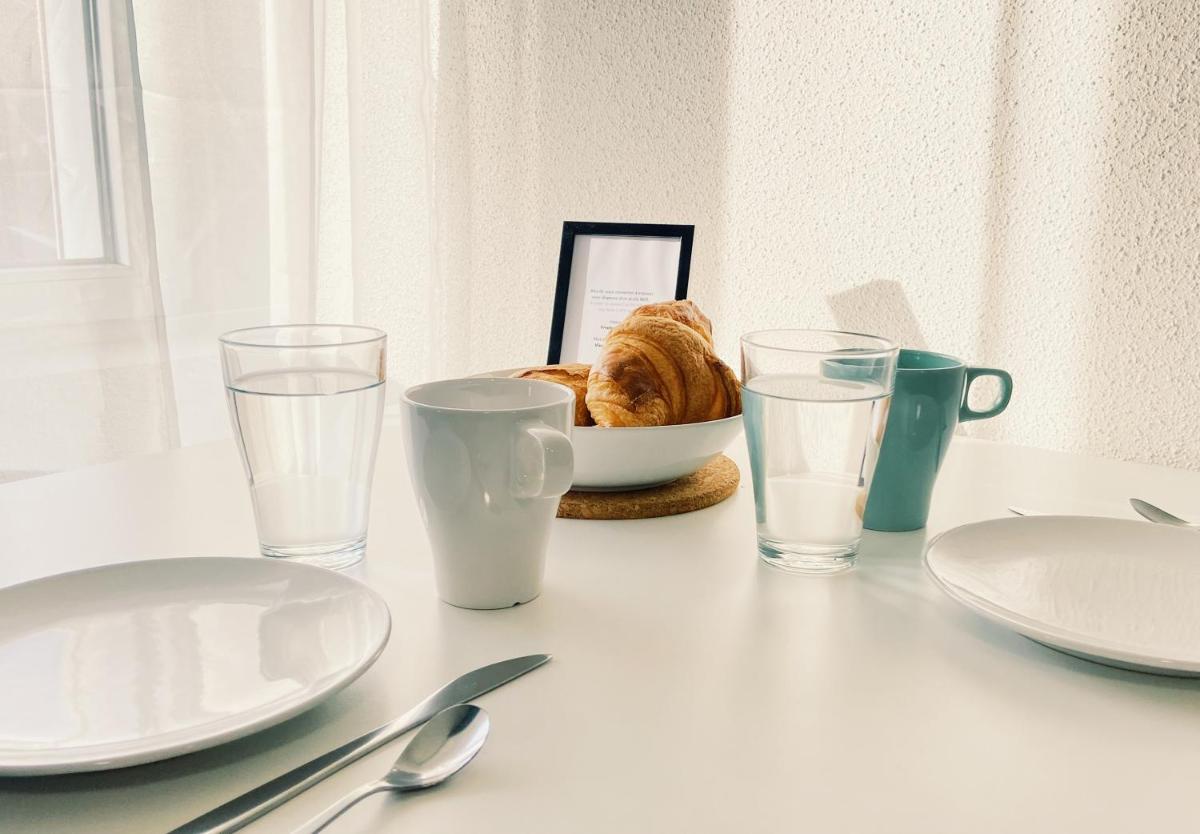 Studio 404 - Cosy - Free Wifi - Proche Stellantis / Faurecia - Housity