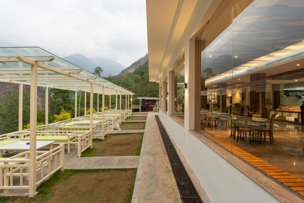 Bhotekoshi Heli Resort - Housity