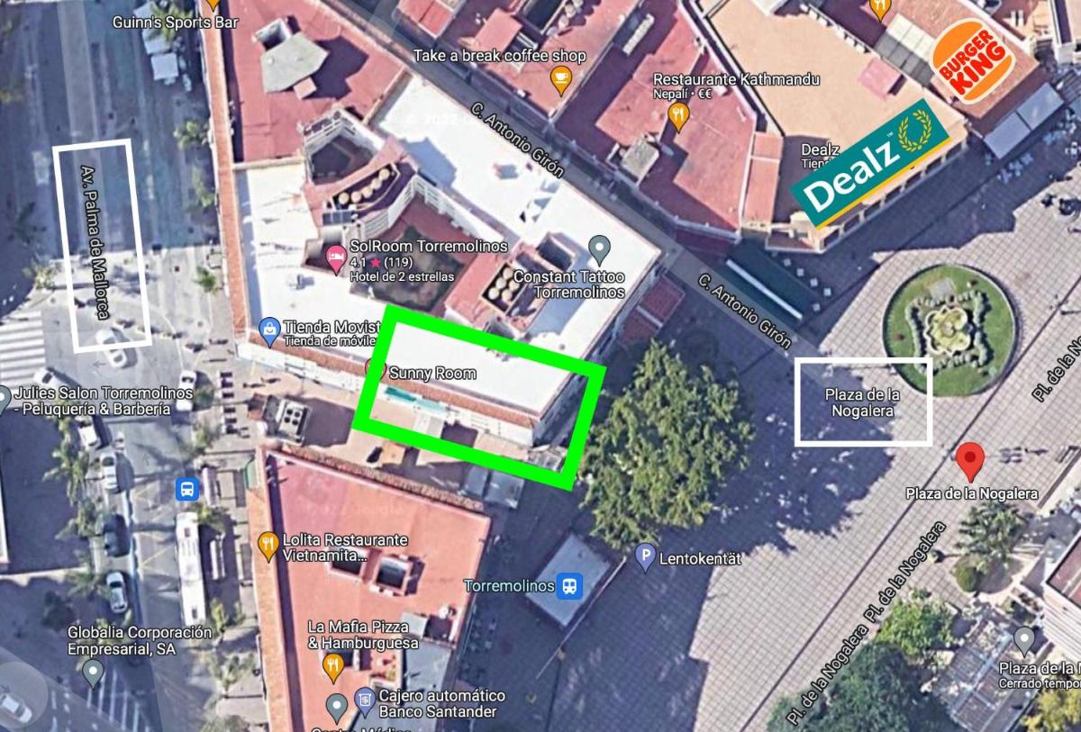 Sunny Room plaza La Nogalera - Housity