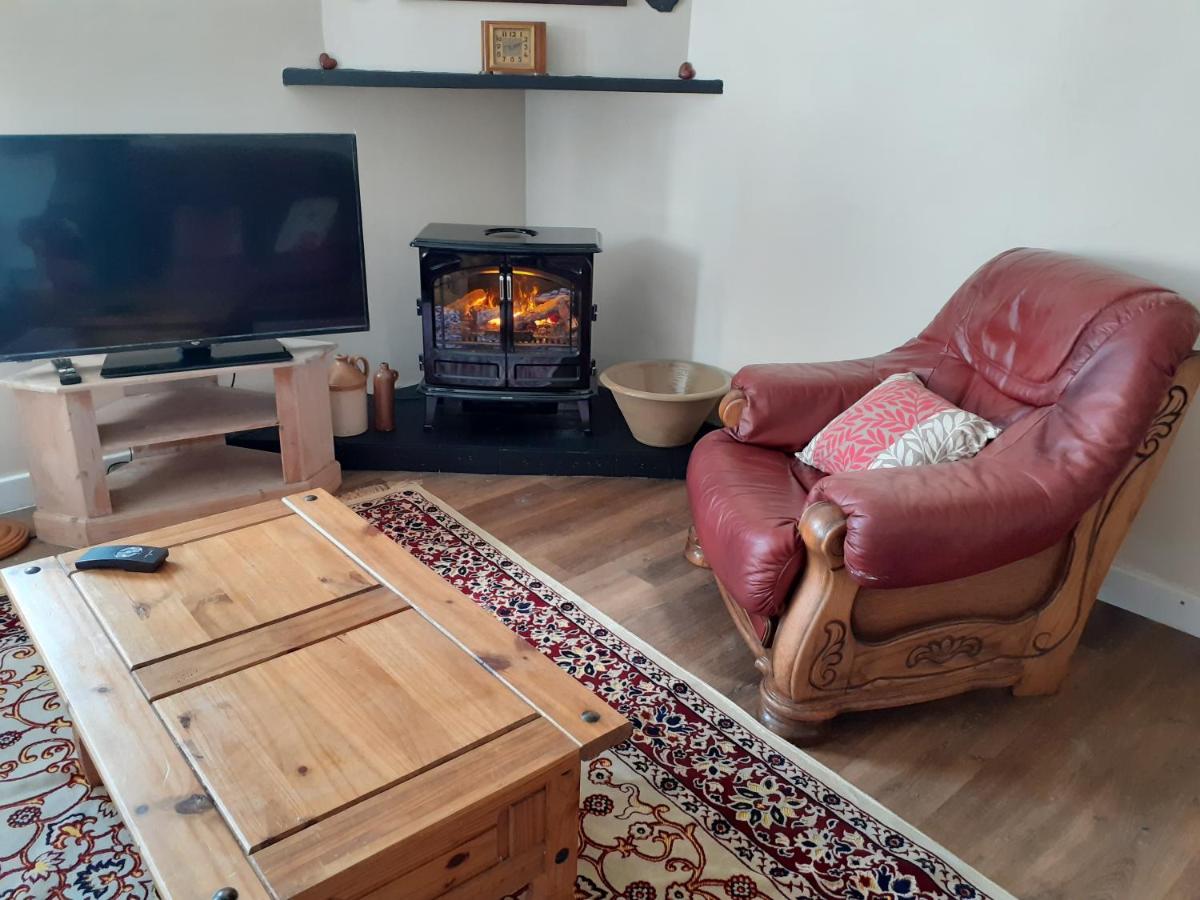 Woodpecker Cottage - Housity