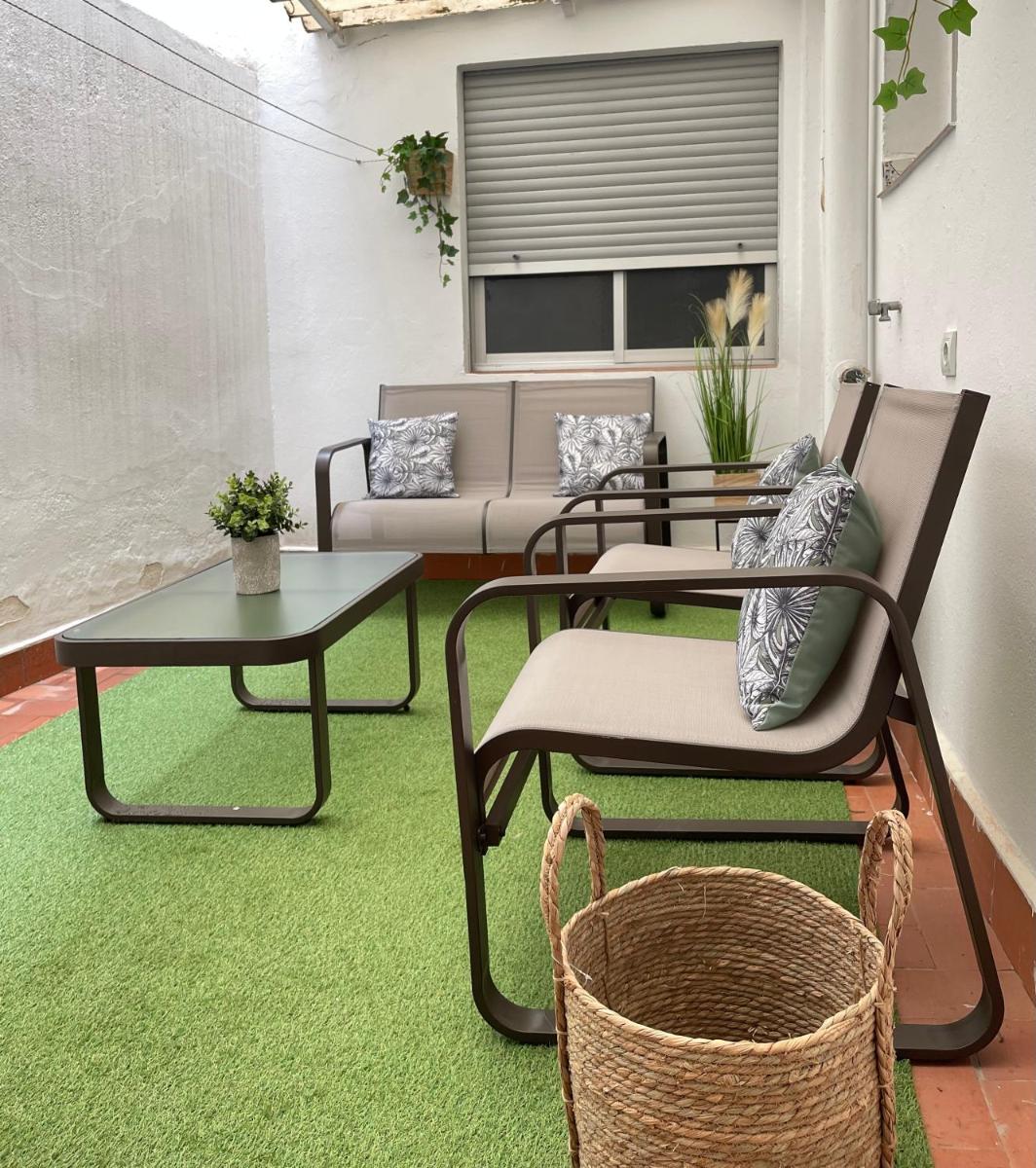 UIM Mediterraneo Juana Wifi - Housity