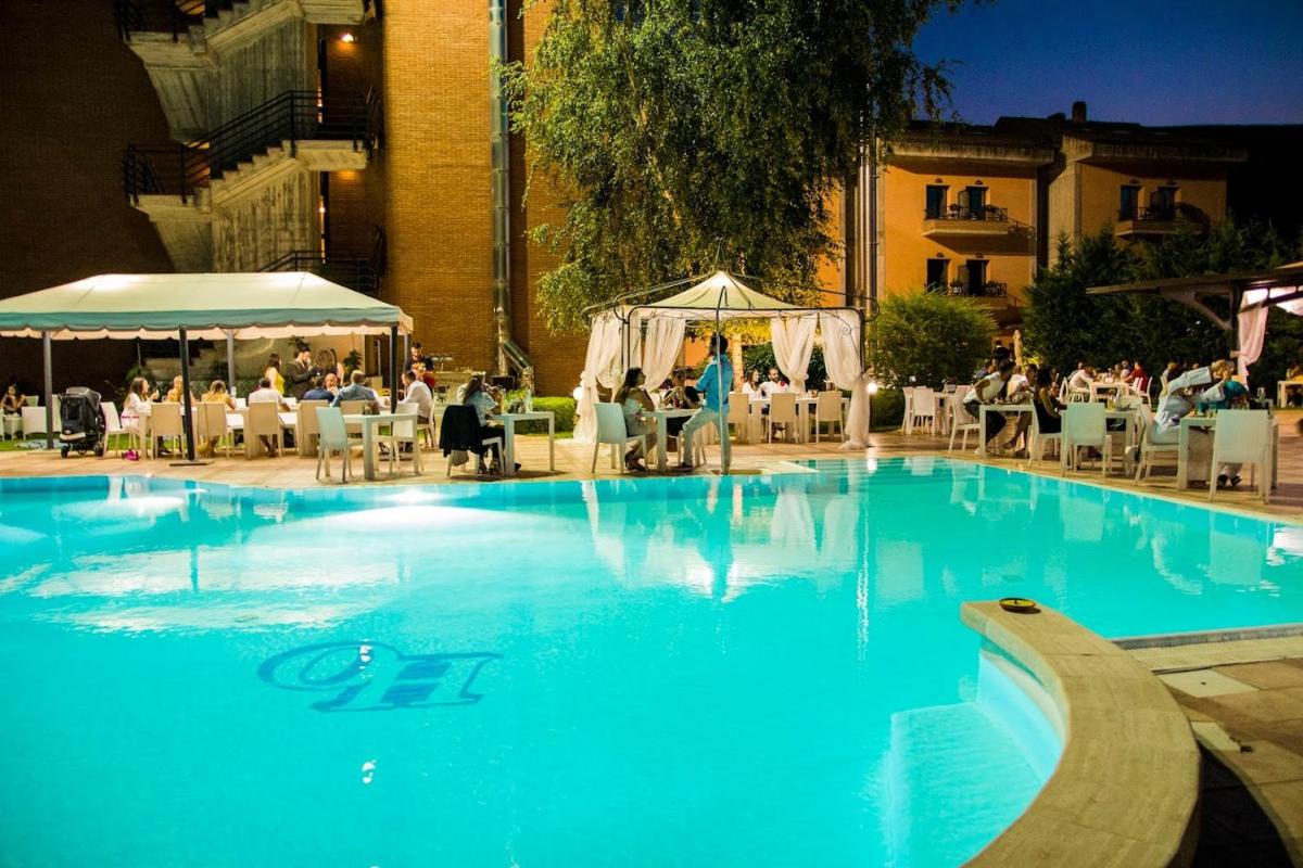 Hotel Olimpia - Housity
