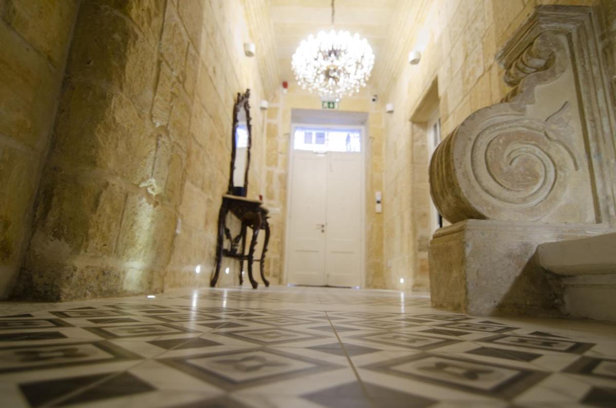 Suitetrails - Senglea Suites