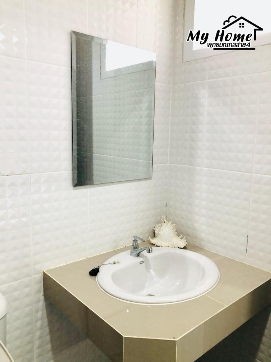 MY HOME Hotel - Phutthamonthon 4 Road, near Mahidol University Salaya - Housity