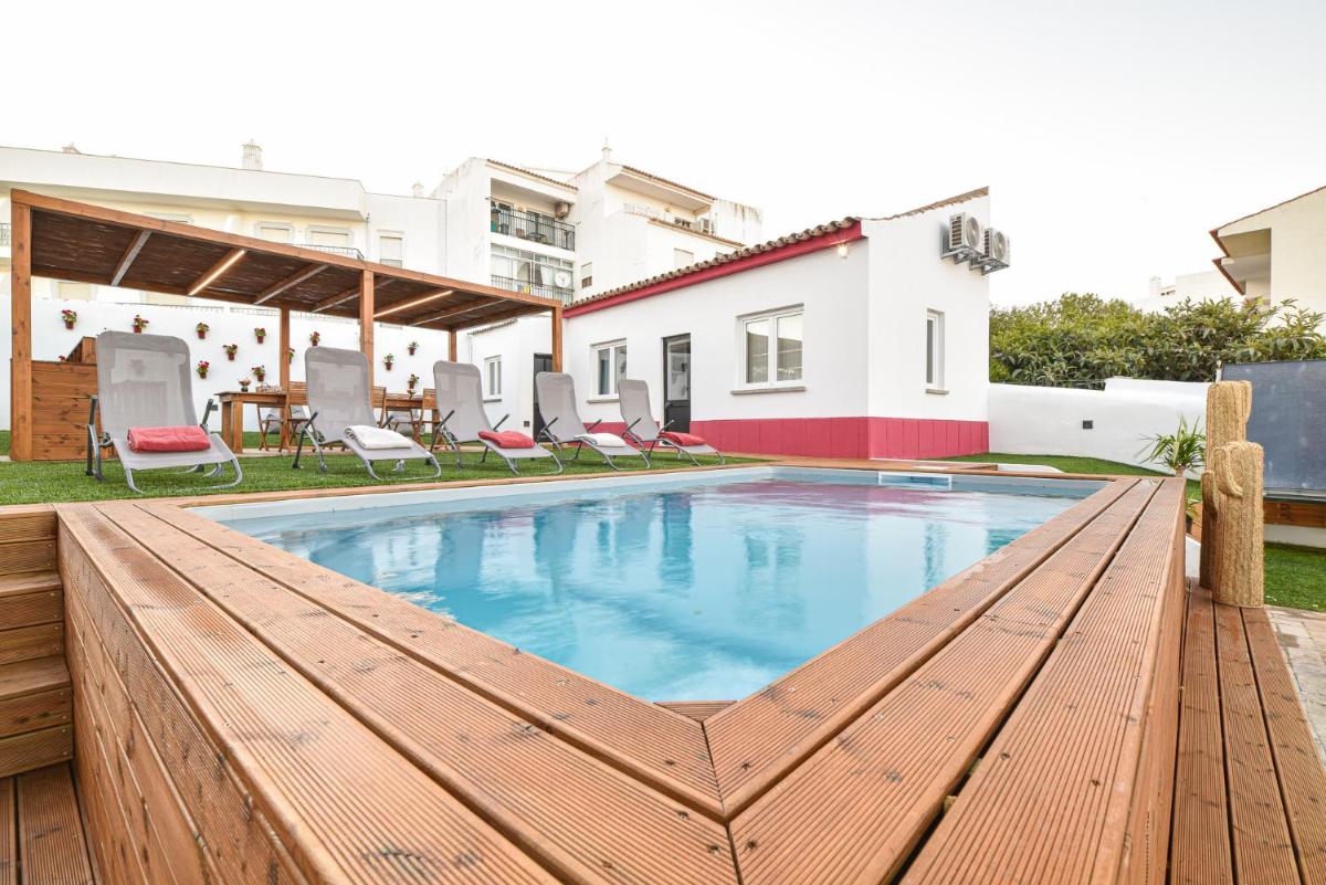 Elevator's Beach House - Housity