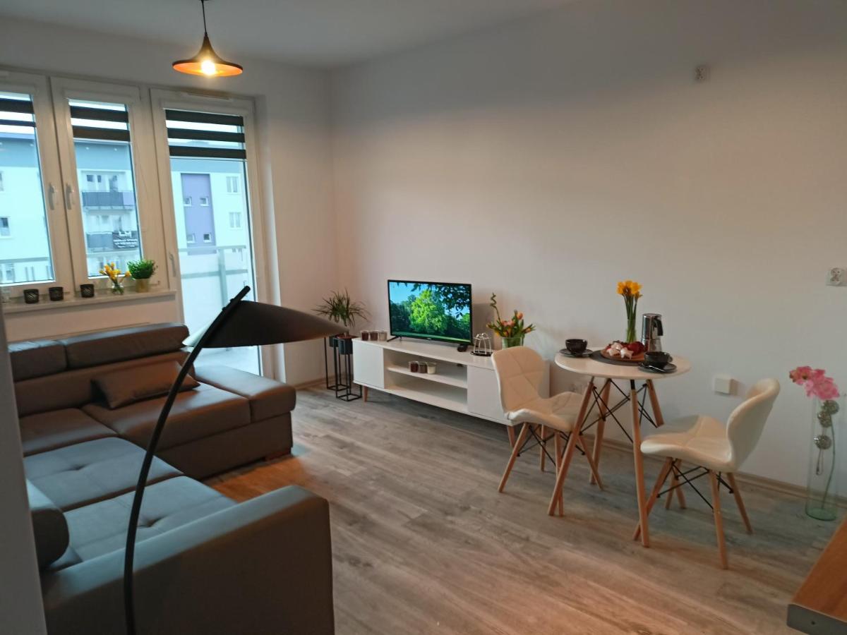 Apartament z Sauna i Jacuzzi - Housity