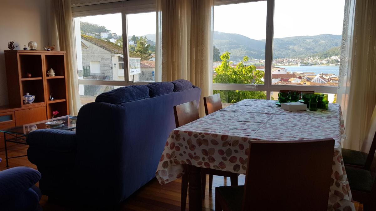 En Muros, céntrico, amplio, luminoso, vistas al mar - Housity