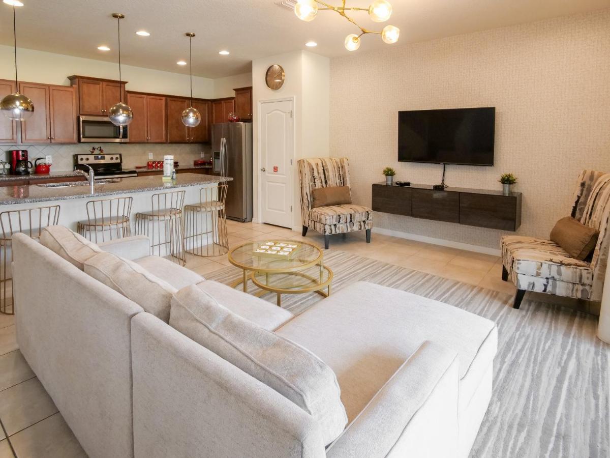 5Br 5Bath Townhome Pool BBQ 13min Disney 2260ft - Hizvo
