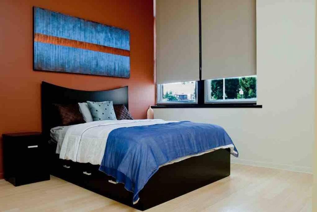 Lofts at 909 - Housity