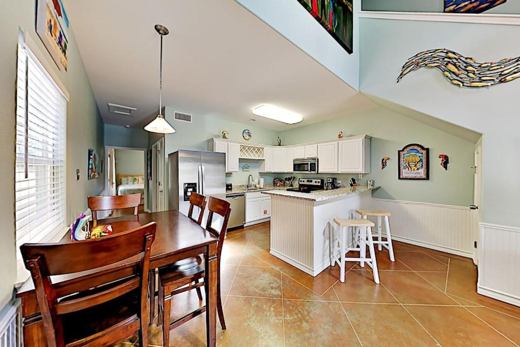 Parrots Hideaway townhouse - Housity