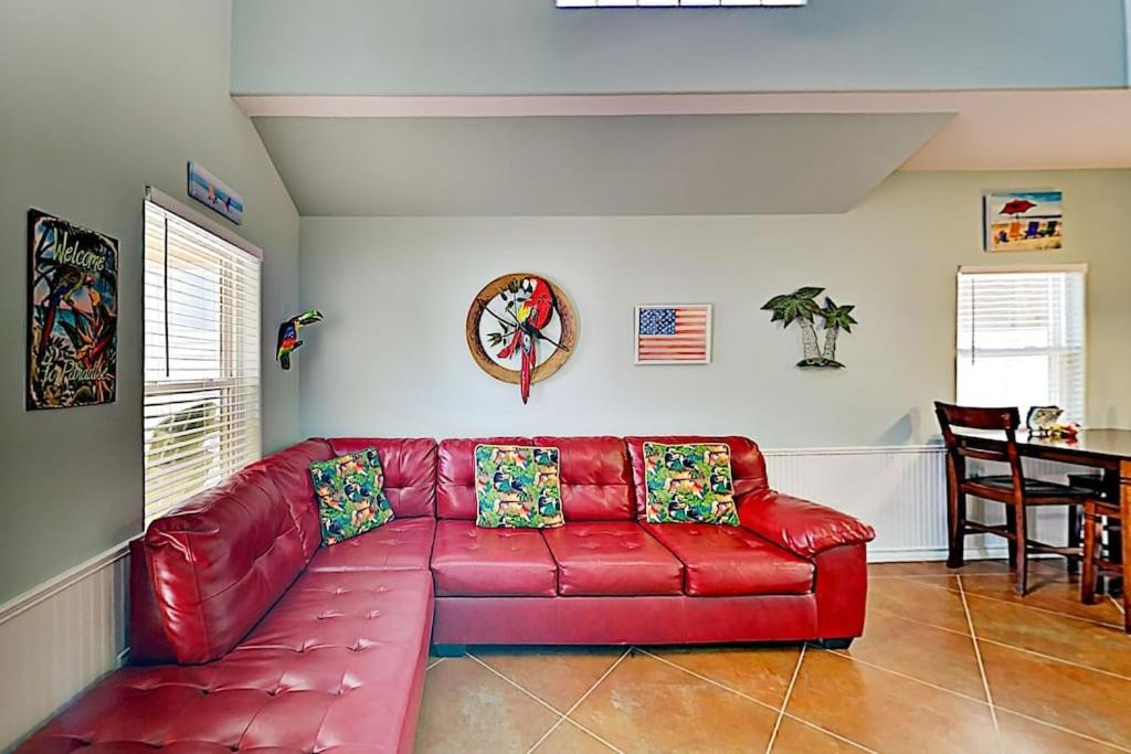 Parrots Hideaway townhouse - Housity